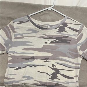 Z Supply Short Sleeve Tee - Gray and Cream Camouflage